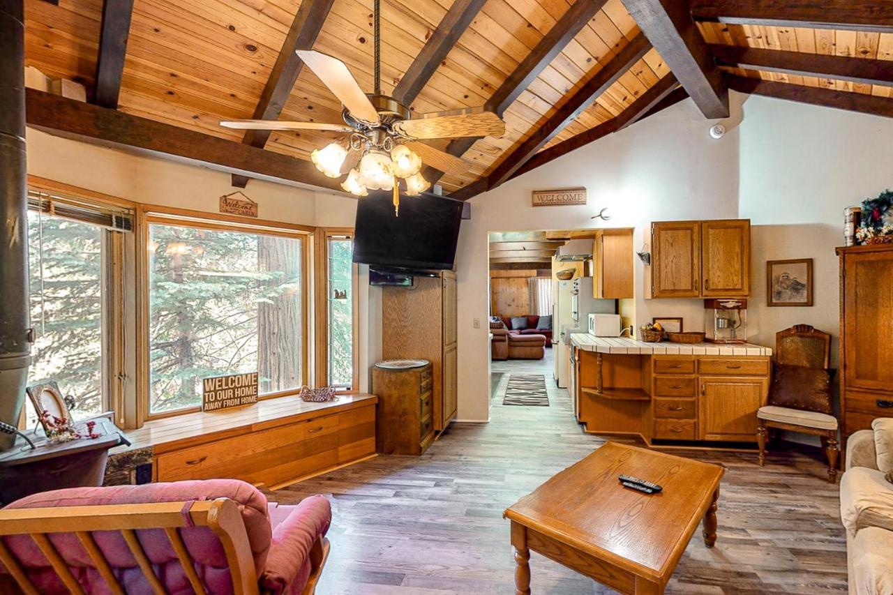 Retro Cabin Lake Arrowhead Exterior photo